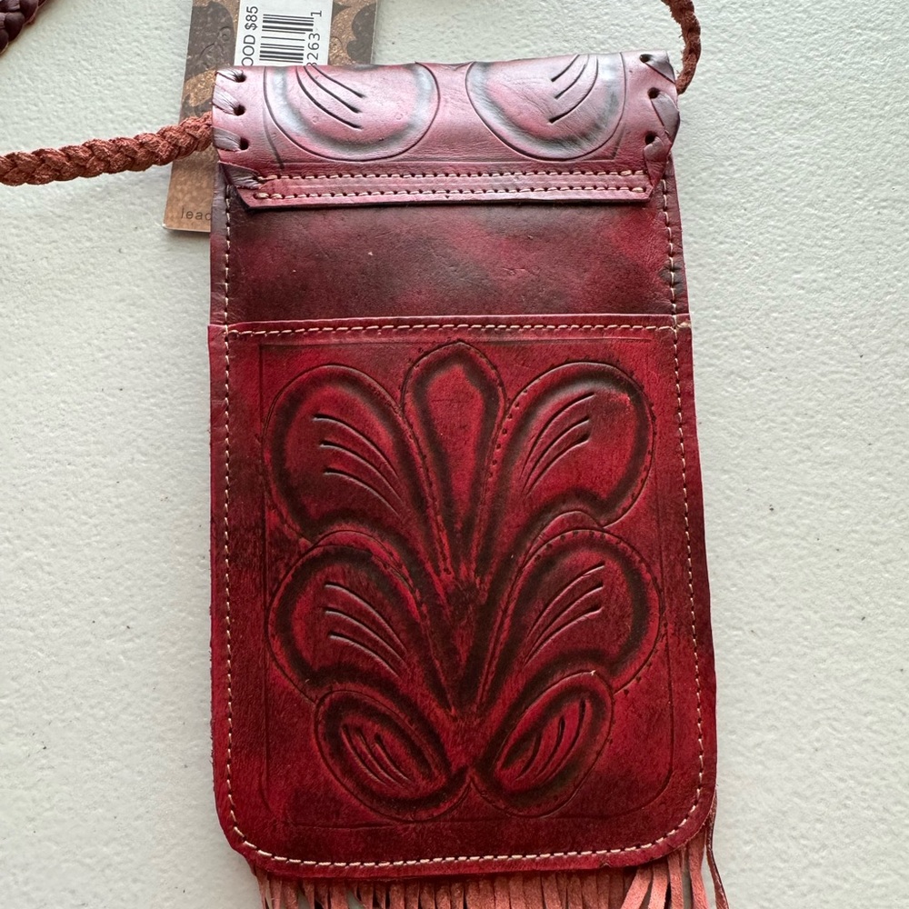 Leaders In Leather Bag - Crossbody - Essential Tooled LEATHER Bag - Picture 6 of 12